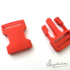 1109-1-plasticna-zaponka-gurtna-trak-regulator-rdeca-30